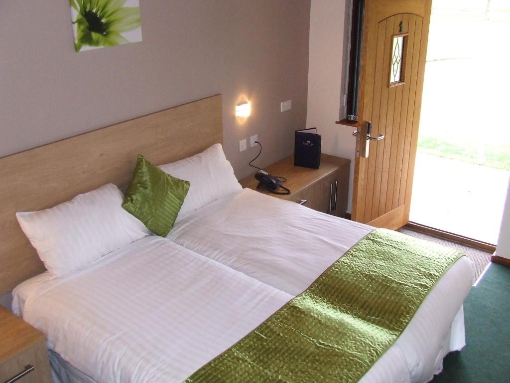 Calderfields Golf & Country Club Otel Walsall Oda fotoğraf
