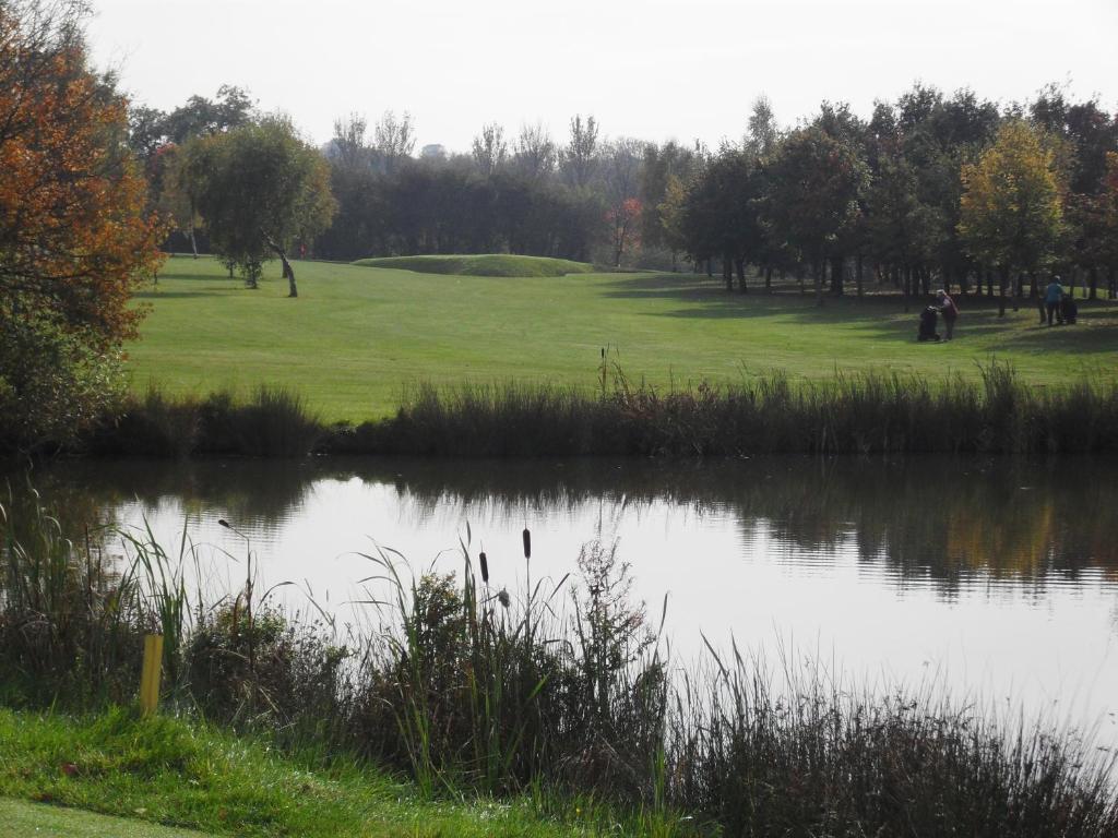 Calderfields Golf & Country Club Otel Walsall Dış mekan fotoğraf